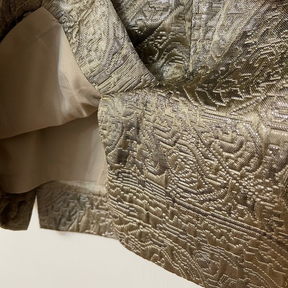 BOGO 🚨 The Limited Pencil Skirt - Picture 3 of 6